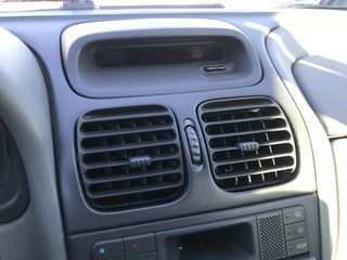 RENAULT LAGUNA-thumb-5