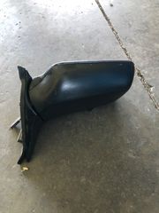 BMW E 30 ΑΡΙΣΤΕΡΟΣ ΚΑΘΡΕΠΤΗΣ-thumb-2