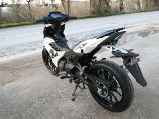 Malaguti Spectre GP 125 2026-thumb-5