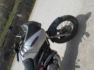 SUZUKI XF 650 FREEWIND-thumb-2