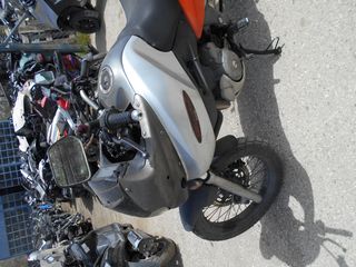 SUZUKI XF 650 FREEWIND-thumb-8