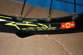 Chris King - Mavic - Sapim-thumb-2
