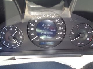 Mercedes-Benz 320 2006 W211-thumb-11
