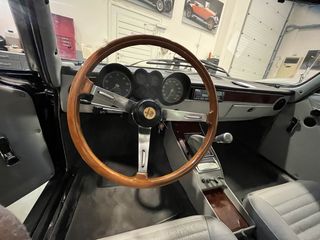 Alfa Romeo 1974 Veloce-thumb-4
