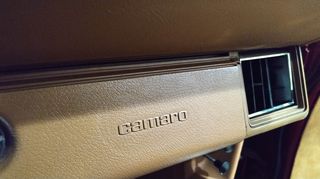 Chevrolet Camaro 1977-thumb-12