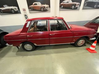 Wartburg 353 1977-thumb-2