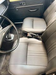 Toyota Corolla 1971-thumb-14