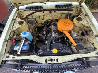 Toyota Corolla 1971-thumb-17