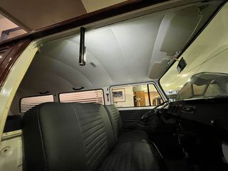 Volkswagen T2 1971 BUS-thumb-6
