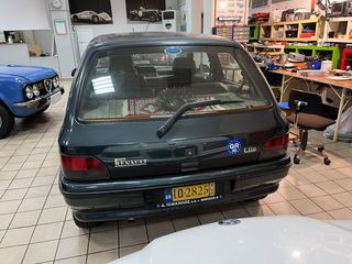 Renault Clio 1993 Baccara-thumb-2