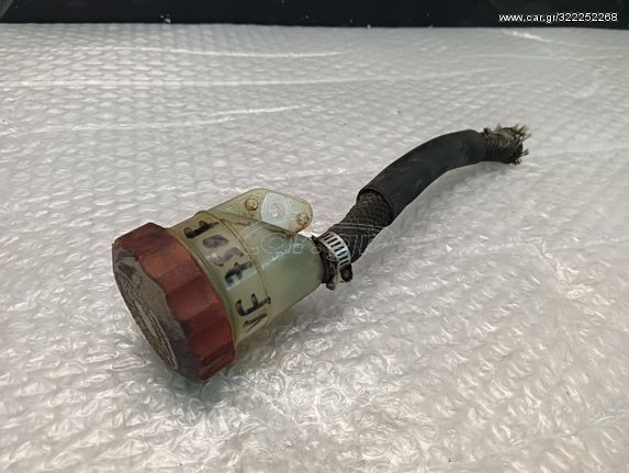 Honda VF 750 F δοχειο τρομπας πίσω φρένου 