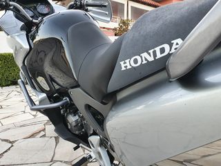 Honda Varadero 1000 2004 ΑΝΤΙΠΡΟΣΟΠΕΙΑΣ ΣΑΝ ΚΑΙΝΟΥΡΓΙΟ-thumb-10