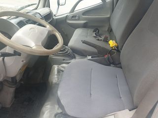 Ανατροπή Toyota 2009 DYNA  150-thumb-13