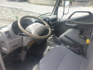 Ανατροπή Toyota 2009 DYNA  150-thumb-14