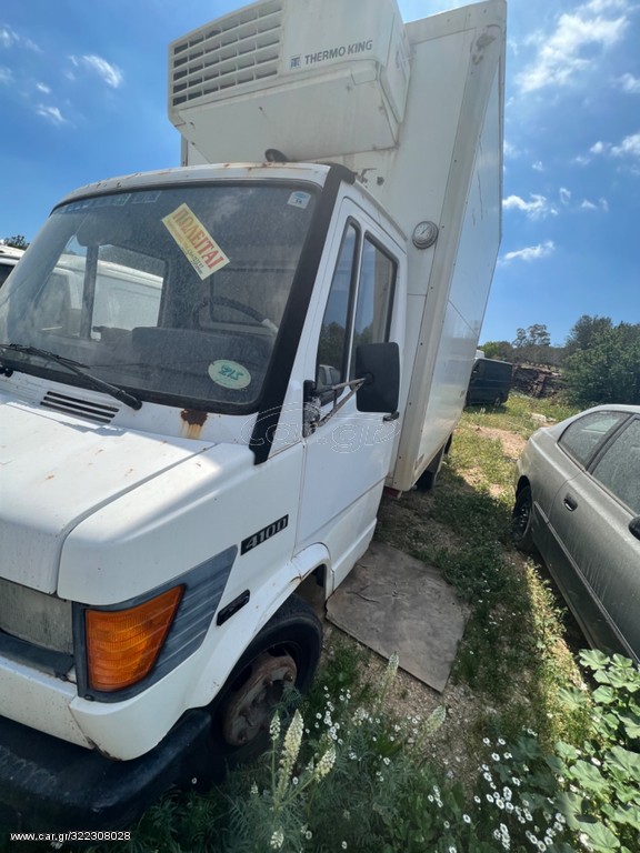 Ψυγείο Mercedes-Benz 2001 410
