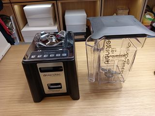 ΜΠΛΕΝΤΕΡ BLENDTEC CONNOISSEUR SS 825-thumb-1