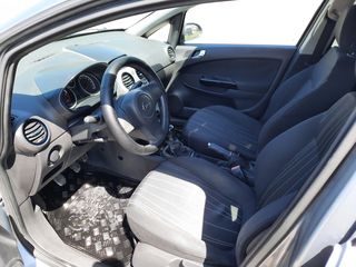 Opel Corsa 2009 1.3 CDTI-thumb-10