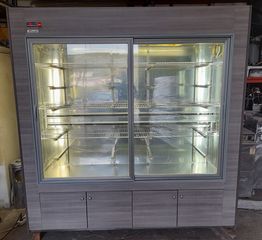 Ψυγείο βιτρίνα συντήρηση με διαστάσεις 205χ70χ205. Ετοιμοπαράδοτο 