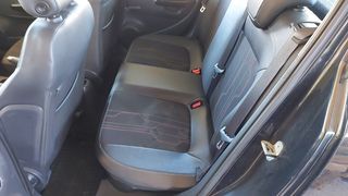 Opel Corsa 2012-thumb-10