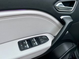 Renault Captur 2020 EDITION *INITIALE PARIS*-thumb-39
