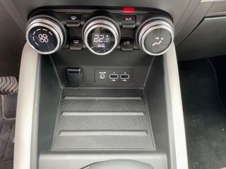 Renault Captur 2020 EDITION *INITIALE PARIS*-thumb-53