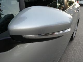 Peugeot 208 2019-thumb-12