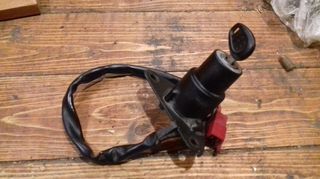 Κεντρικός διακόπτης με κλειδί Yamaha Virago xv250