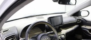 TOYOTA YARIS 2021-thumb-1
