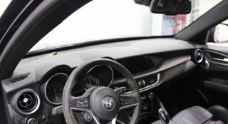 Alfa Romeo Stelvio 2020-thumb-1