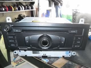 AUDI A4 2008 CD PLAYER