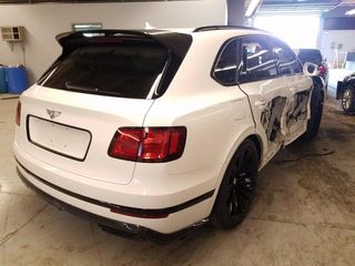 BENTLEY BENTAYGA 2020-thumb-1