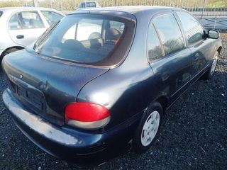 Hyundai accent 1998-thumb-3