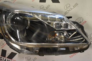 Toyota Yaris εμπρος φανάρι