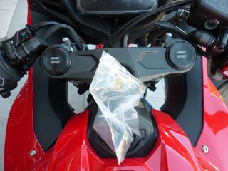 Honda CBR 650 2025 R E-CLUTCH MY25 !!! *** ΠΡΟΣΦΟΡΑ ***-thumb-9