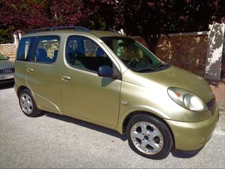 Toyota Verso 2001 TOYOTA YARIS VERSO