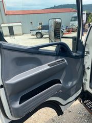 Καρότσα Mitsubishi 2014 FUSO-thumb-8