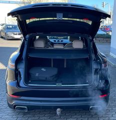 Porsche Cayenne 2018 HYBRID PLUG IN-thumb-4