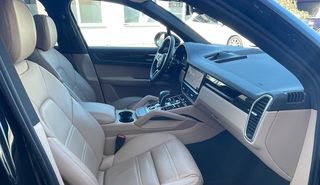 Porsche Cayenne 2018 HYBRID PLUG IN-thumb-11