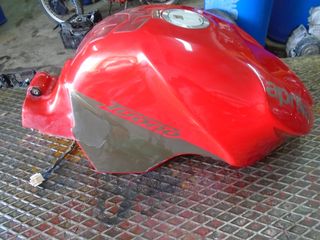 aprilia, tono-thumb-7