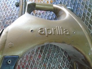 aprilia, tono-thumb-31