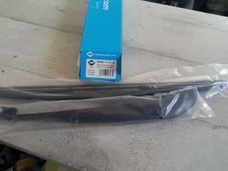 ΠΙΣΩ ΥΑΛΟΚΑΘΑΡΙΣΤΗΡΑΣ ΜΕ ΜΠΡΑΤΣΟ TOYOTA YARIS 11-14-thumb-1