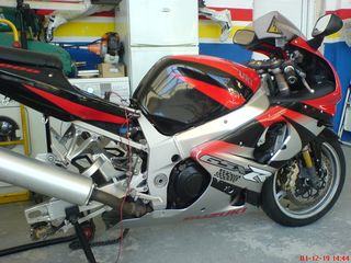Suzuki GSX-R 1000 GSXR 1000  '02...... ΔΙΑΦΟΡΑ ANTAΛΛΑΚΤΙΚΑ..