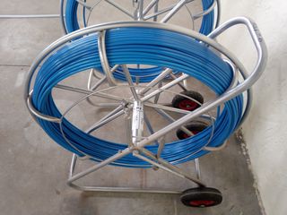 LPZ ΑΤΣΑΛΙΝΕΣ ΕΛΞΗΣ ΚΑΛΩΔΙΩΝ Φ12 100Μ ΥΑΛΟΝΗΜΑ fiberglass ΚΑΙ ΡΑΟΥΛΑ ΚΥΛΙΣΗΣ-thumb-1