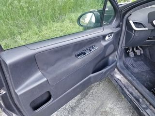 Peugeot 207 2007 207-thumb-15