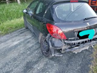 Peugeot 207 2007 207-thumb-6