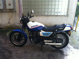 Suzuki GSX 400 1985 GSX 400F-thumb-5