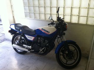 Suzuki GSX 400 1985 GSX 400F-thumb-11
