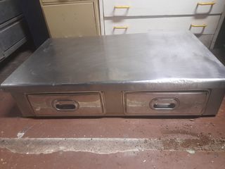 ΣΥΡΤΑΡΙΑ ΚΑΦΕ ΔΙΠΛΑ 220ε & ΣΤΥΦΤΗΣ ΠΟΛΤΟΠΟΙΙΤΗΣ 100ε