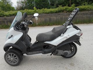  PIAGGIO MP3 250-thumb-12