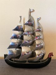 Διακοσμητικό καράβι με μεταλλικά πανιά της δεκαετίας του ΄70